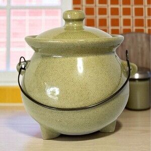 Vintage Hull McCoy Green Speckled Bean Pot Cauldron Kettle w/ Lid & Wire Handle